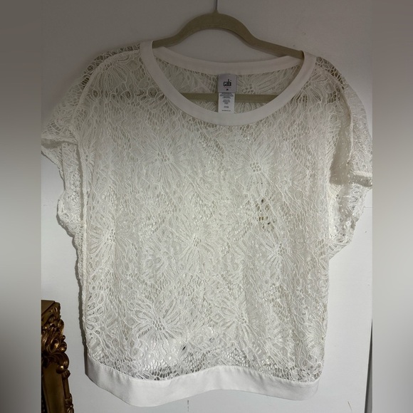 #72 Cabi White Lace Short Sleeve size M - Picture 1 of 3